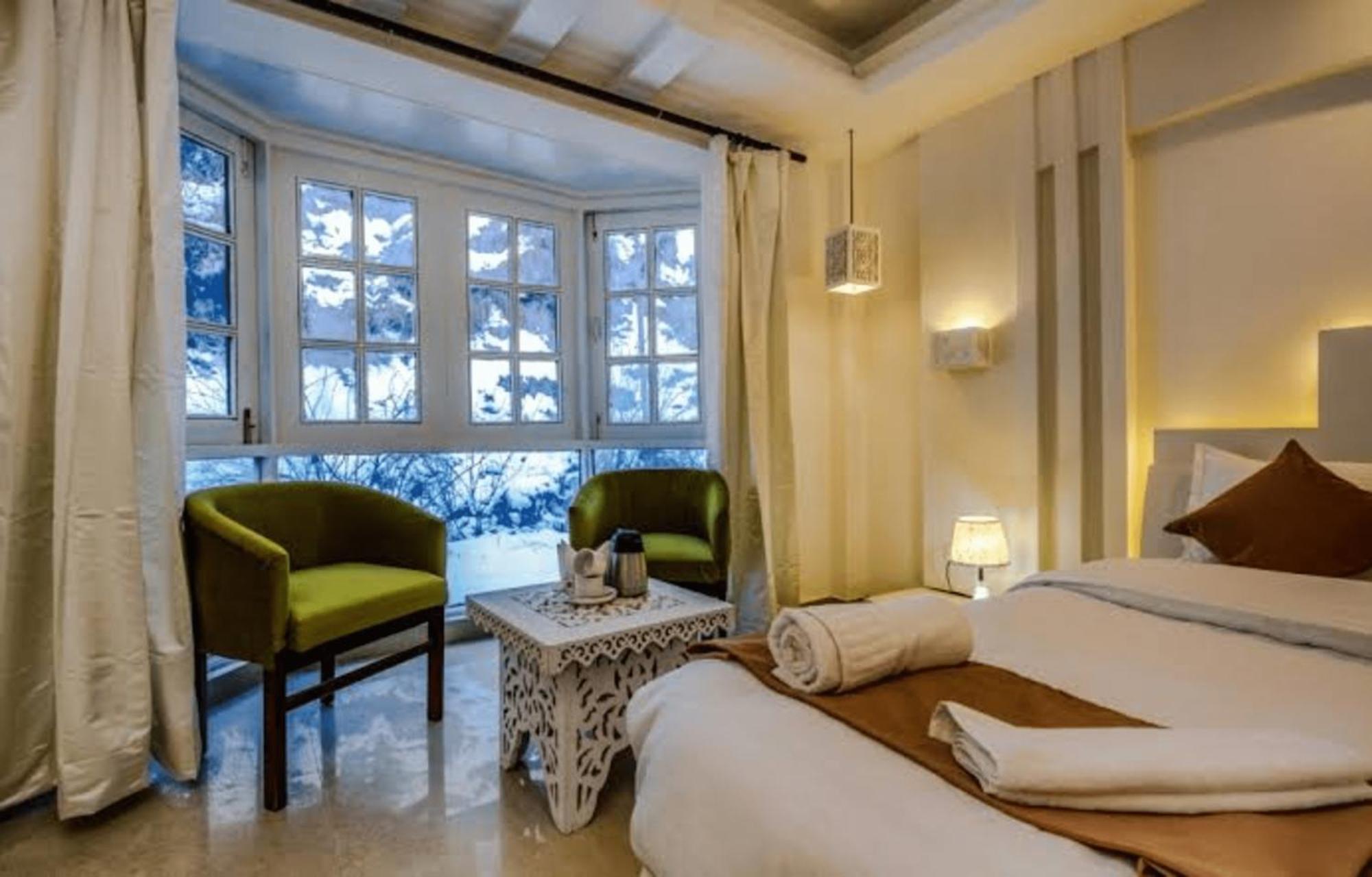 Hotel Snow Princess Manāli Екстериор снимка